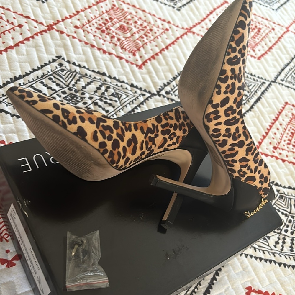 Leopard Print Heels - Picture 6 of 7